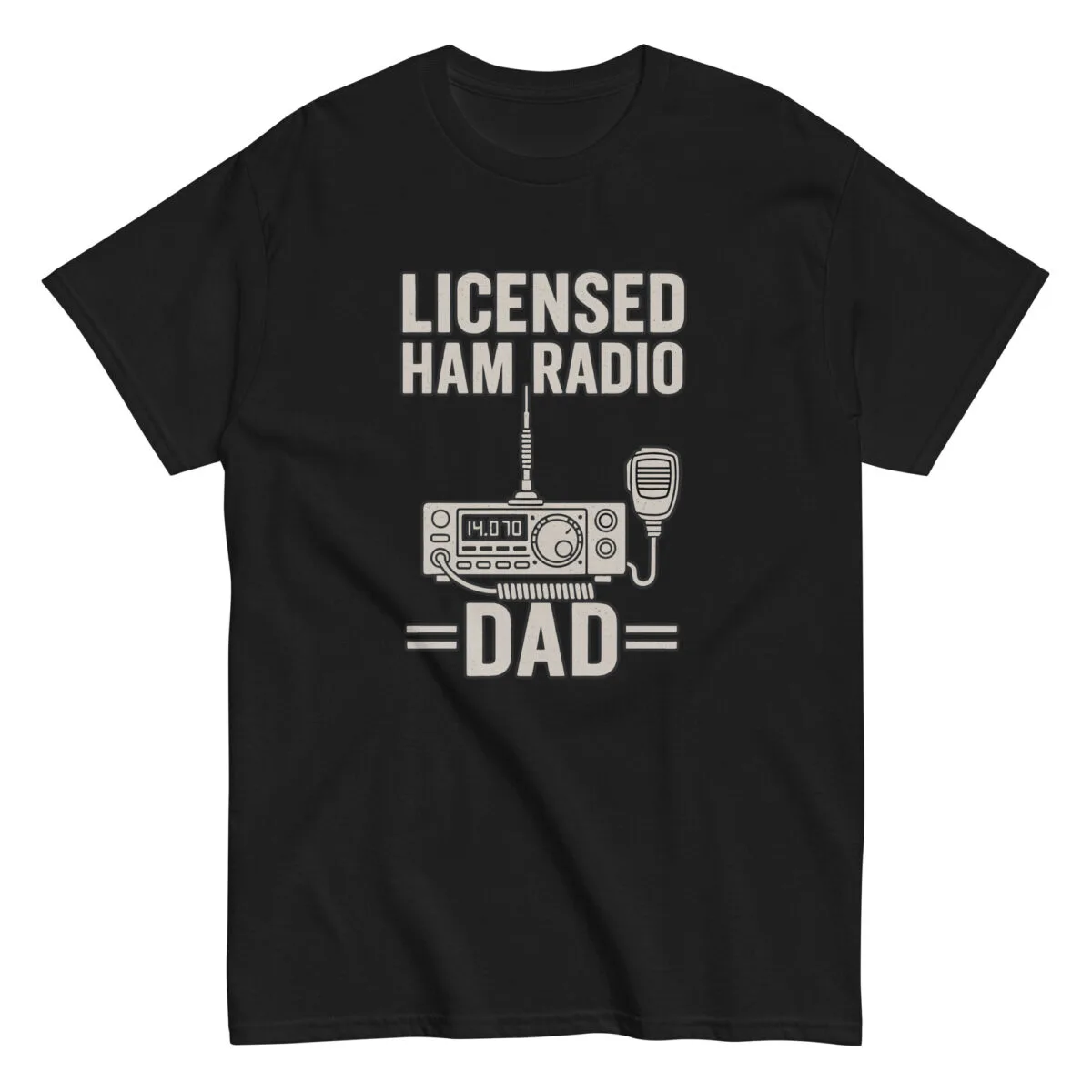 Black t-shirt with ham radio dad design.