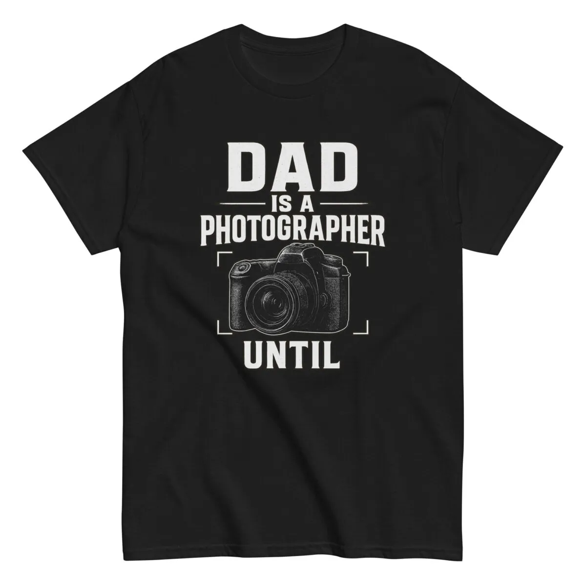 Funny t-shirt: Dad is a photographer design.