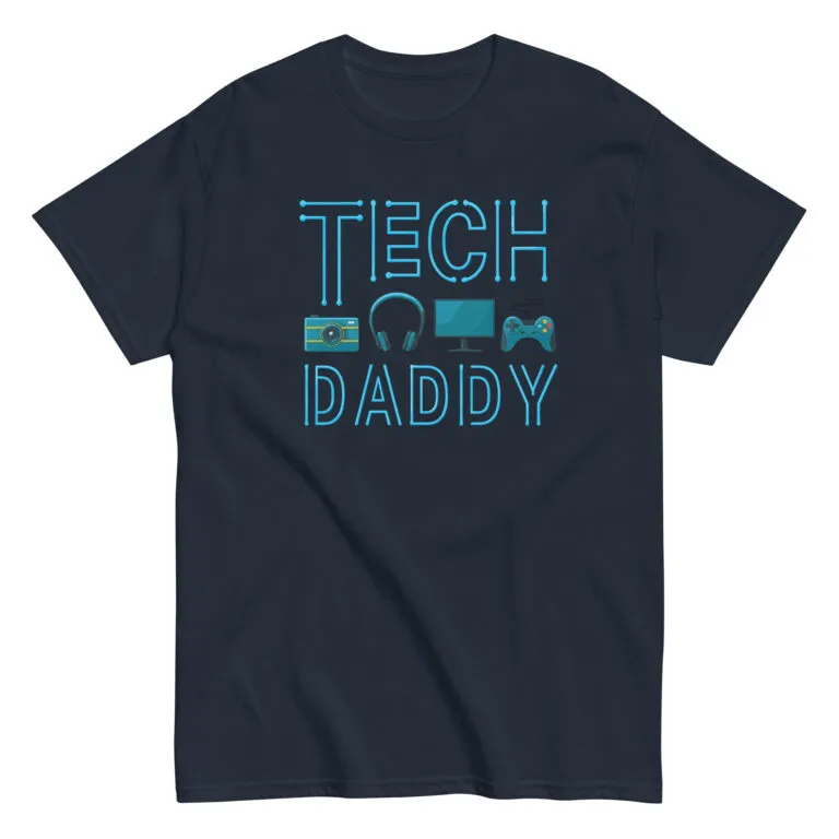 Navy T-shirt with 'Tech Daddy' design