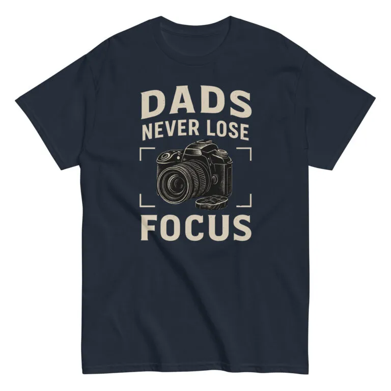 Navy t-shirt with 'Dads Never Lose Focus' print.