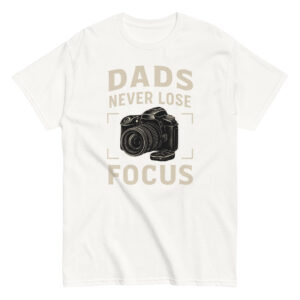 T-shirt with camera graphic and dad quote.