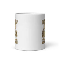 White mug displaying disc golf design.