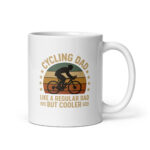 Cycling dad mug with retro design